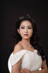 house of hendrik tata rias pengantin gaun panjang10