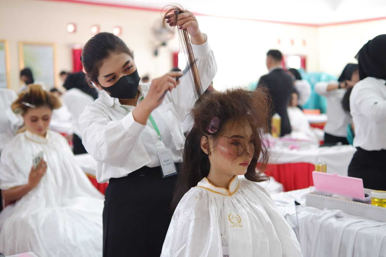 uji kompetensi tata rias pengantin surakarta15