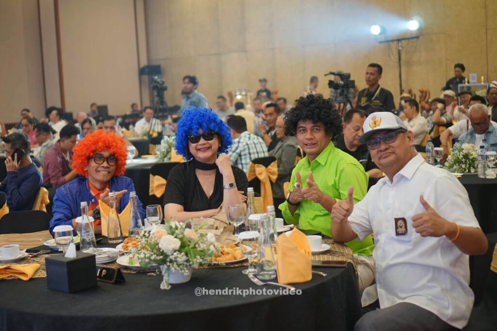 ihgma house of hendrik grup peserta kostum back to 90s panggung rakernas surakarta (6)