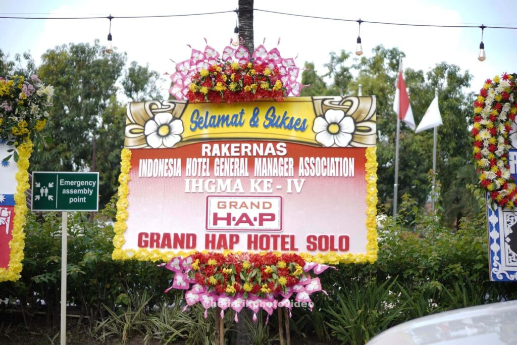 ihgma house of hendrik papan bunga ucapan selamat rakernas grand hap hotel solo surakarta