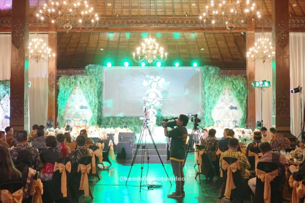 ihgma house of hendrik pimpinan batik foto bersama welcome dinner cultural harmony surakarta (4)