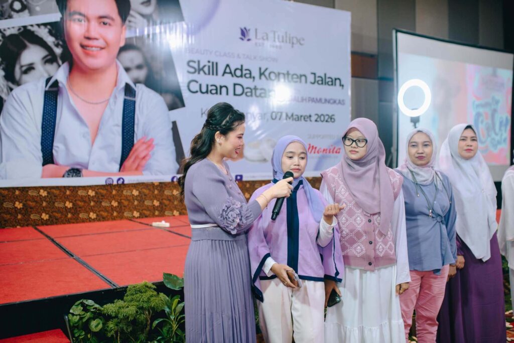 workshop latulipe galih mua mc wawancara peserta panggung talk show karanganyar