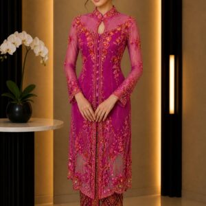 kebaya pink fanta broklat bunga kancing depan pesta
