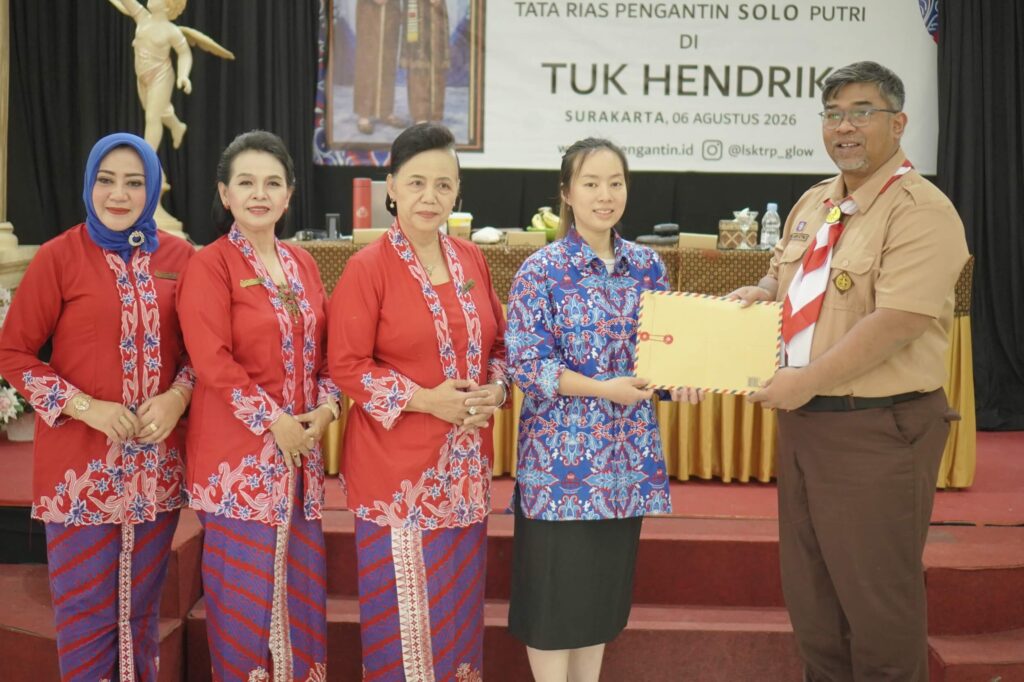 house of hendrik surakarta lpk tata rias putri solo 05
