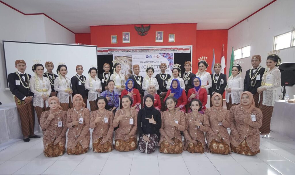 semua siswa semarang uji kompetensi tata rias sunda putri tengaran 202645